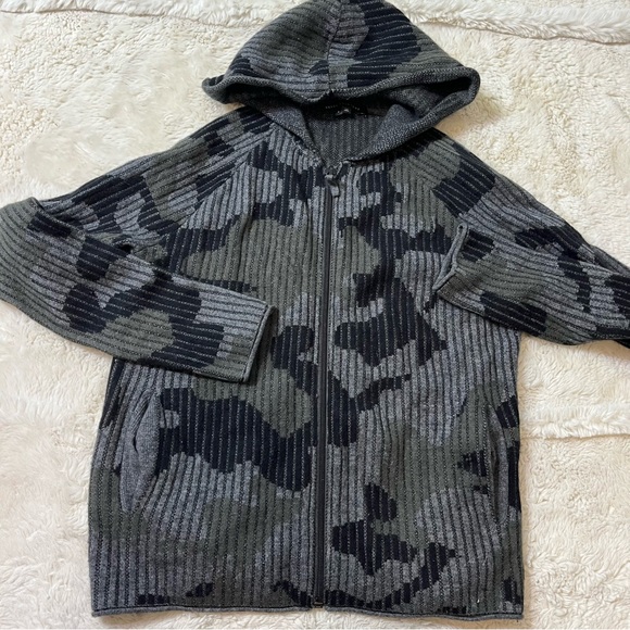skull cashmere camo sweater hoodie jacket zip small - Picture 1 of 5
